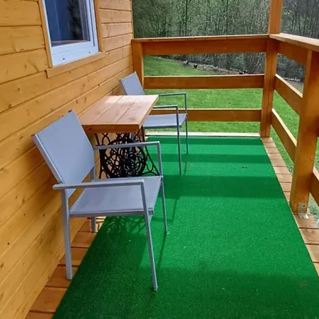 Modrzewie * Międzylesie